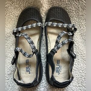 JBU black flowers sandals 9.5W